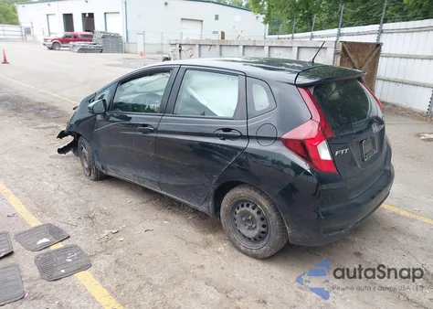 2018 Honda Fit Lx из США, поврежденный, VIN 3HGGK5H4XJM704011